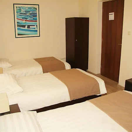 Hotel Rea *
