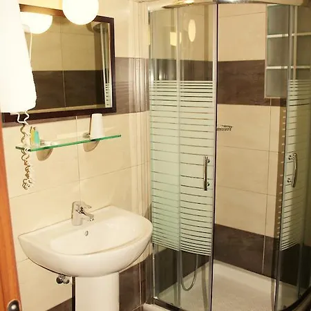 Hotel Rea